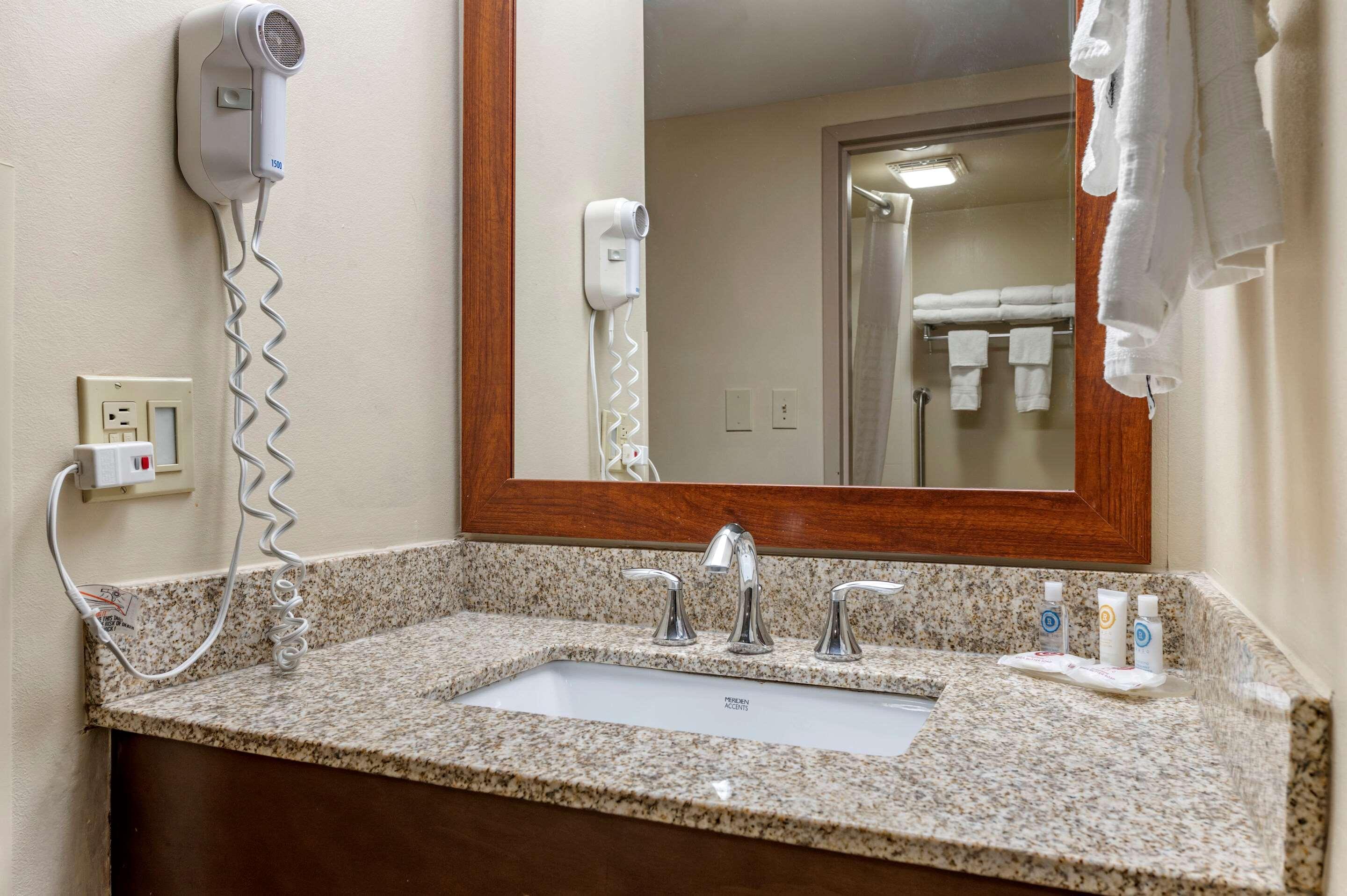 Comfort Inn Northeast Mason Ngoại thất bức ảnh